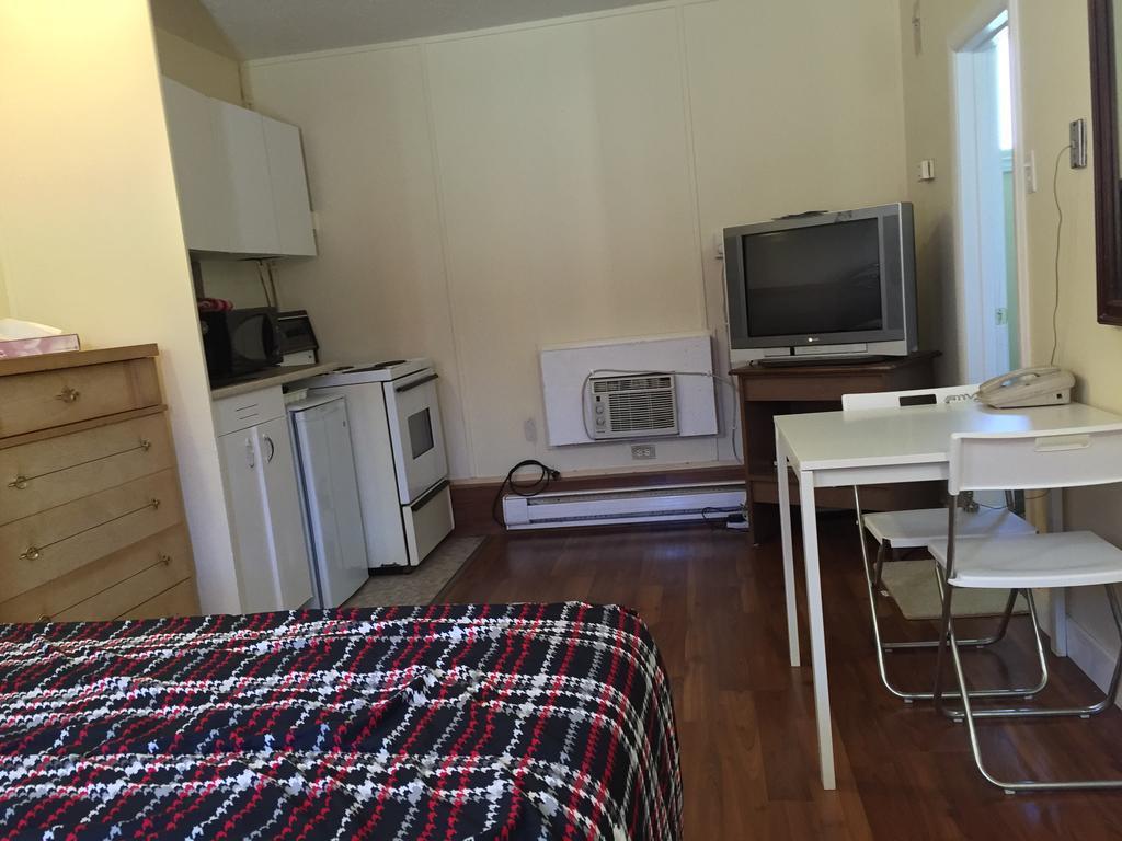 The Capri Motel Виннипег Экстерьер фото