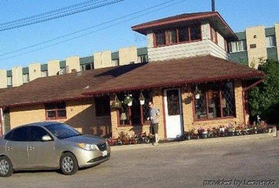 The Capri Motel Виннипег Экстерьер фото