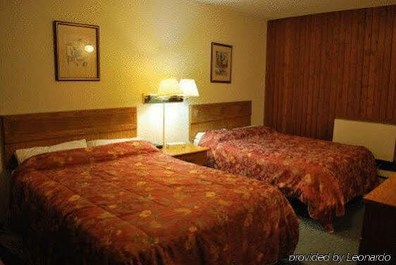 The Capri Motel Виннипег Экстерьер фото